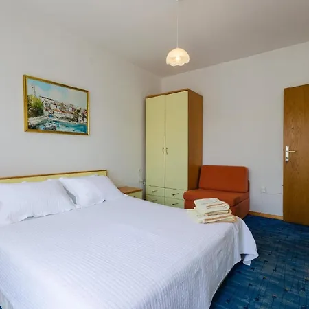 Fuer 4 Personen Ca 50 Qm In Novi Vinodolski, Kvarner Bucht Crikvenica Und Umgebung Apartman *